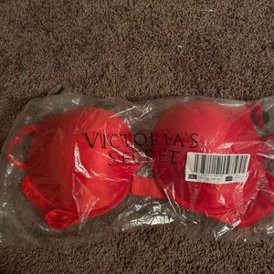 Victoria secret bombshell plunge bra